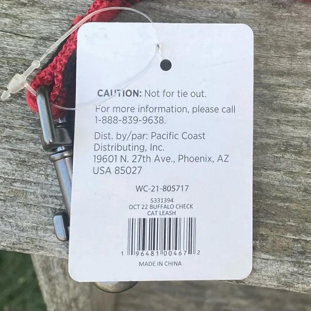 NWT New Whisker City Pet Cat/Kitten Collar & Leash Red/Black Flannel Design